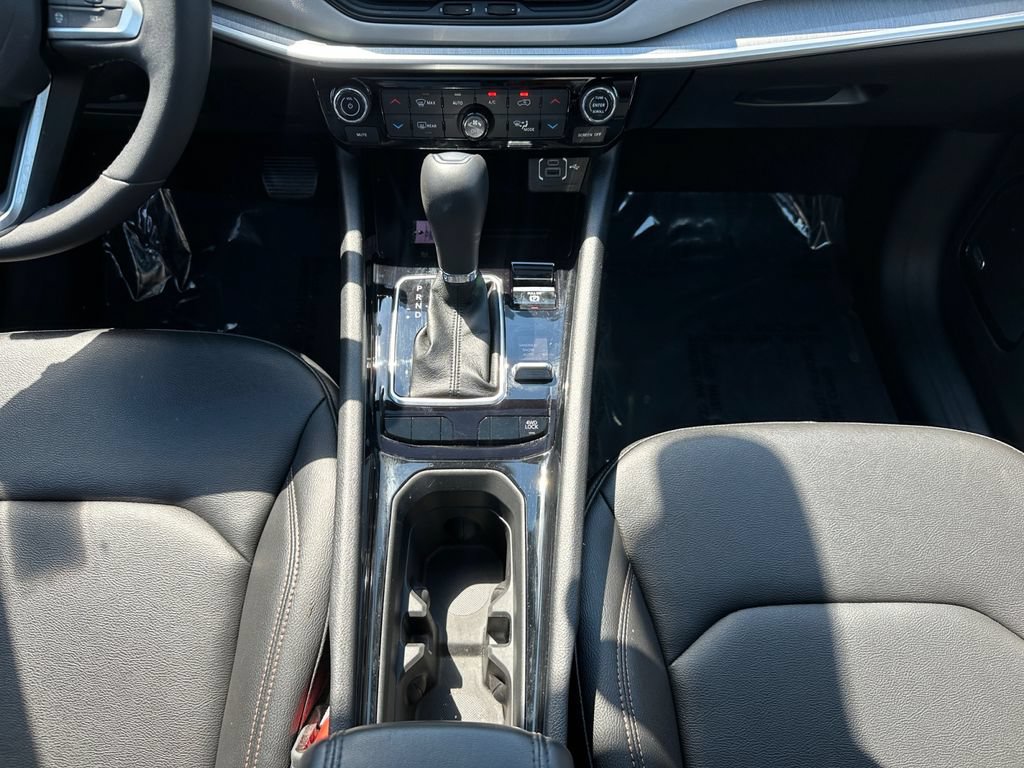 Used 2024 Jeep Compass Limited w/ Sun and Sound Group AWD/4WD image 11