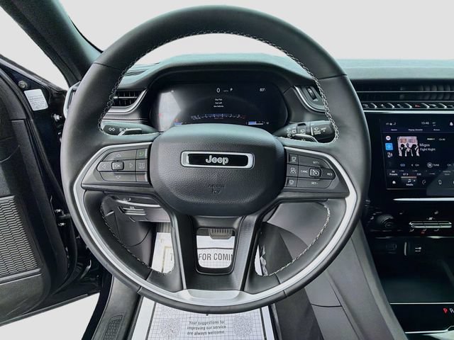 Used 2024 Jeep Grand Cherokee Altitude AWD/4WD image 12
