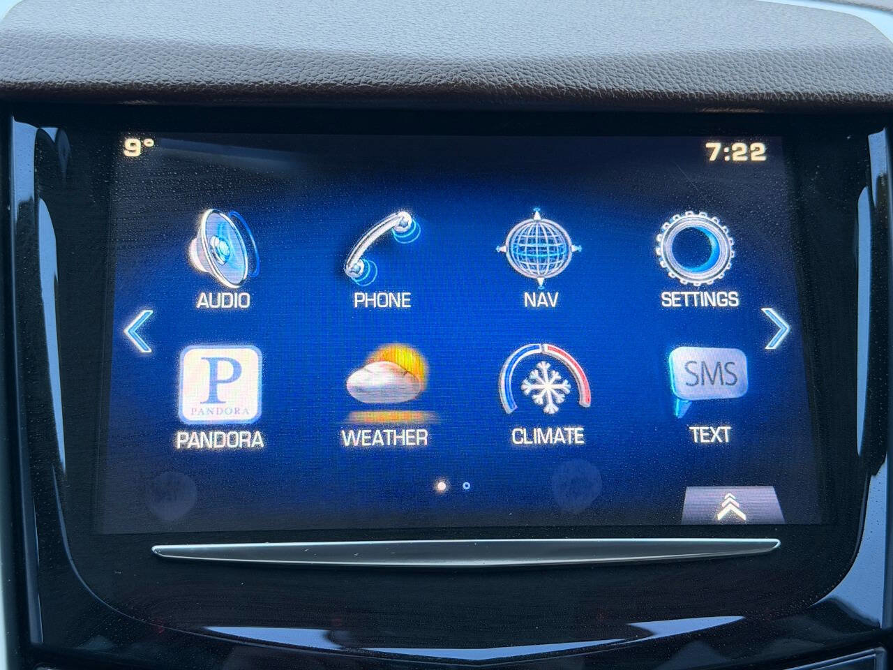 Used 2015 Cadillac SRX Luxury w/ Driver Awareness Package image 45