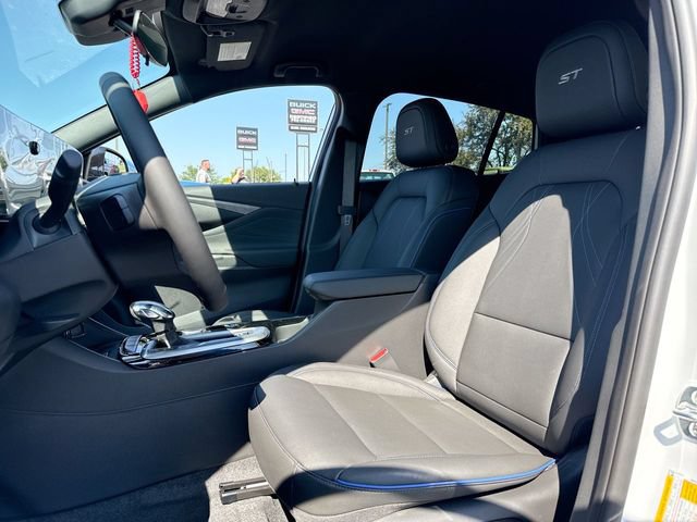 New 2026 Buick Envista Sport Touring w/ Convenience I Package FWD image 11
