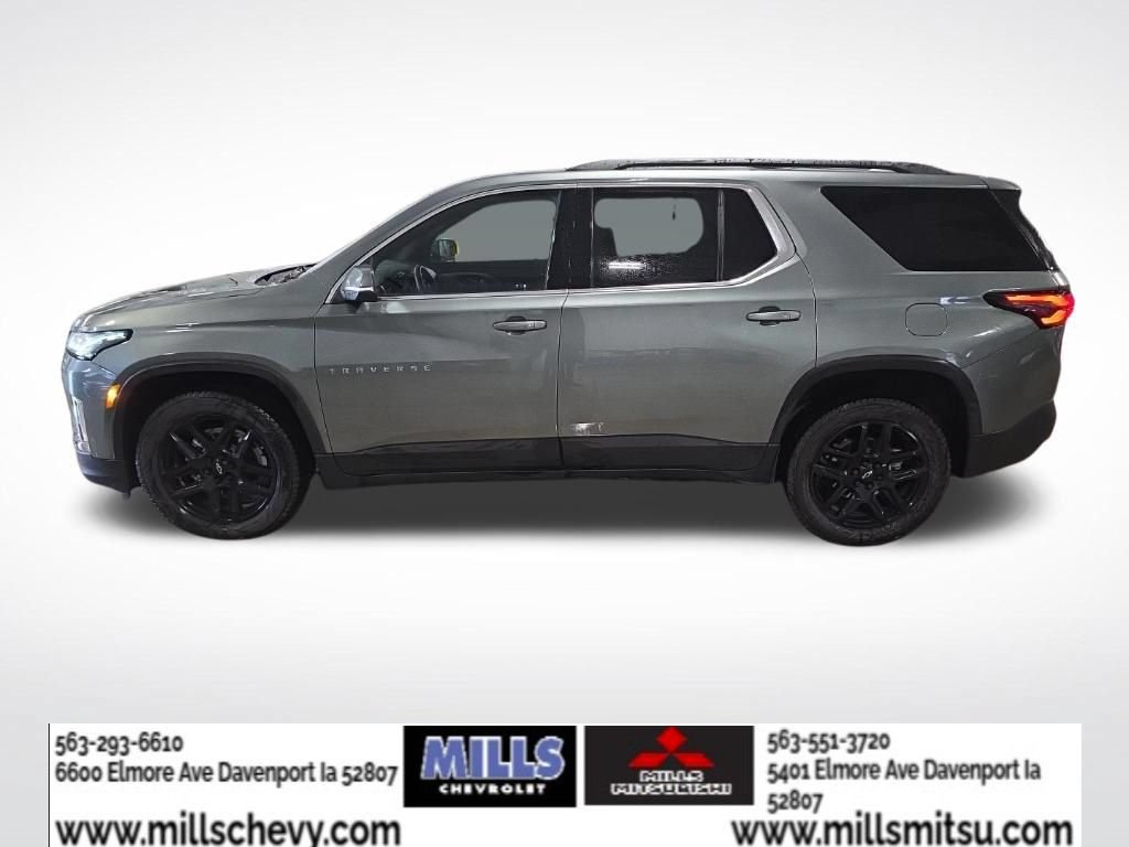 Used 2022 Chevrolet Traverse LT FWD image 2