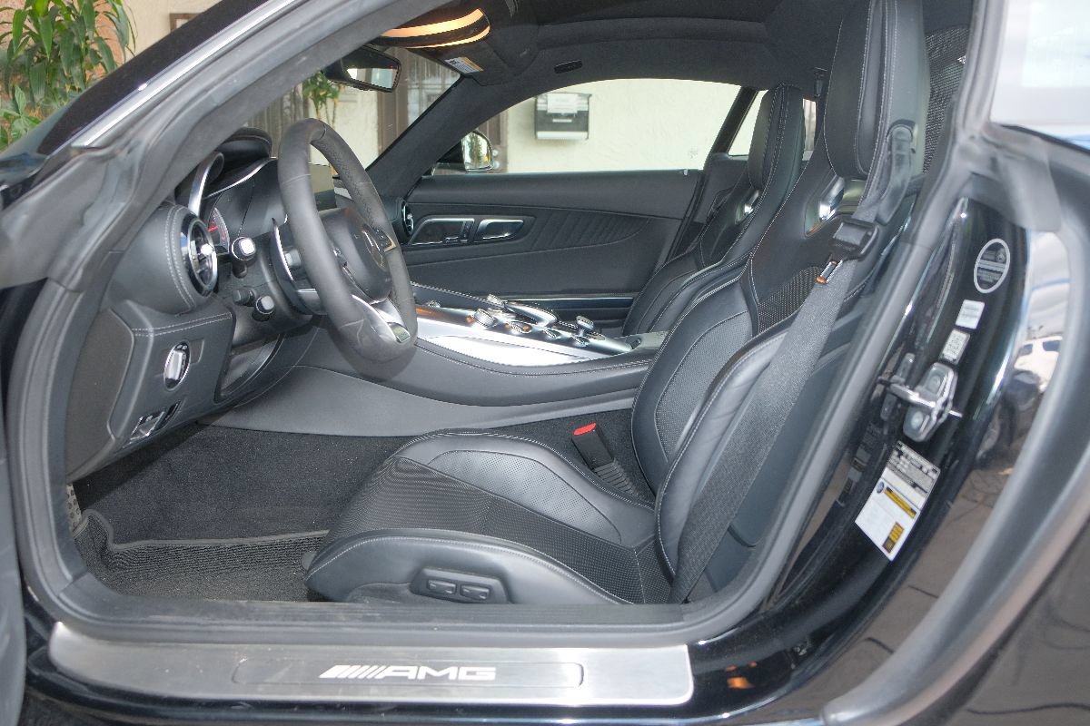 Used 2018 Mercedes-Benz AMG GT C image 36