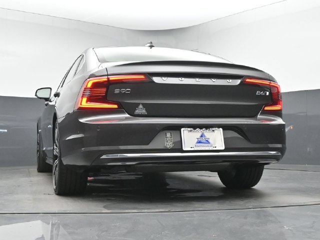 Used 2023 Volvo S90 B6 Ultimate w/ Lounge Package AWD/4WD image 42