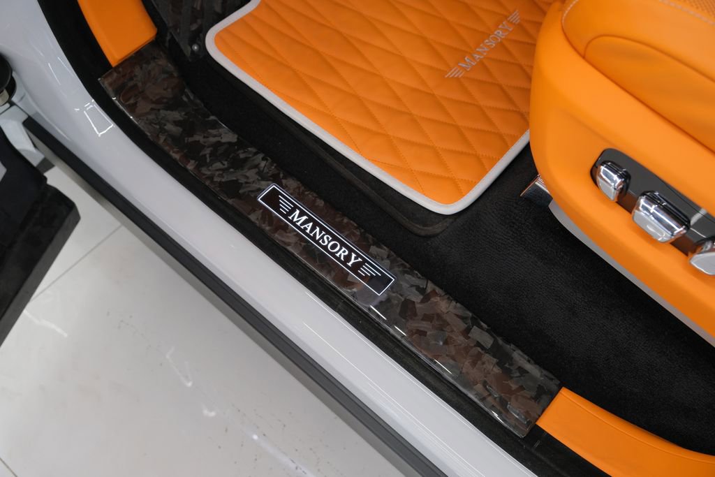 Used 2024 Rolls-Royce Cullinan image 40