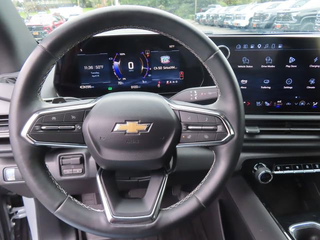 Used 2025 Chevrolet Silverado EV LT AWD/4WD image 19