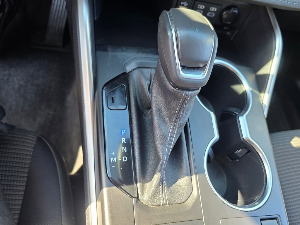 Used 2023 Toyota Highlander LE AWD/4WD image 34