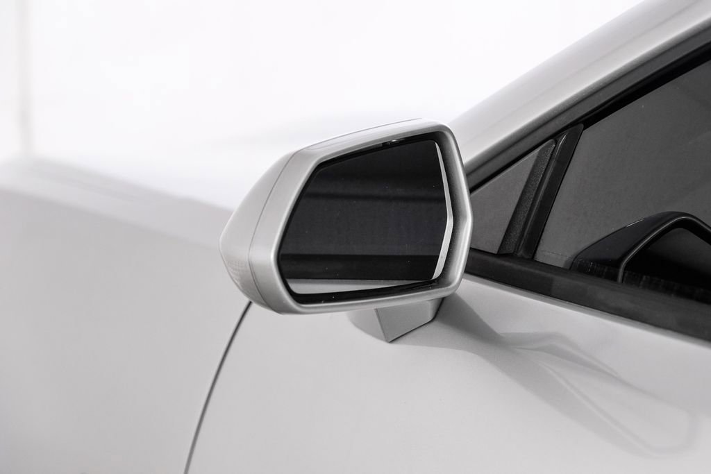 Used 2017 Chevrolet Camaro LT image 33