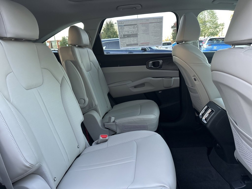 New 2026 Kia Sorento EX image 16