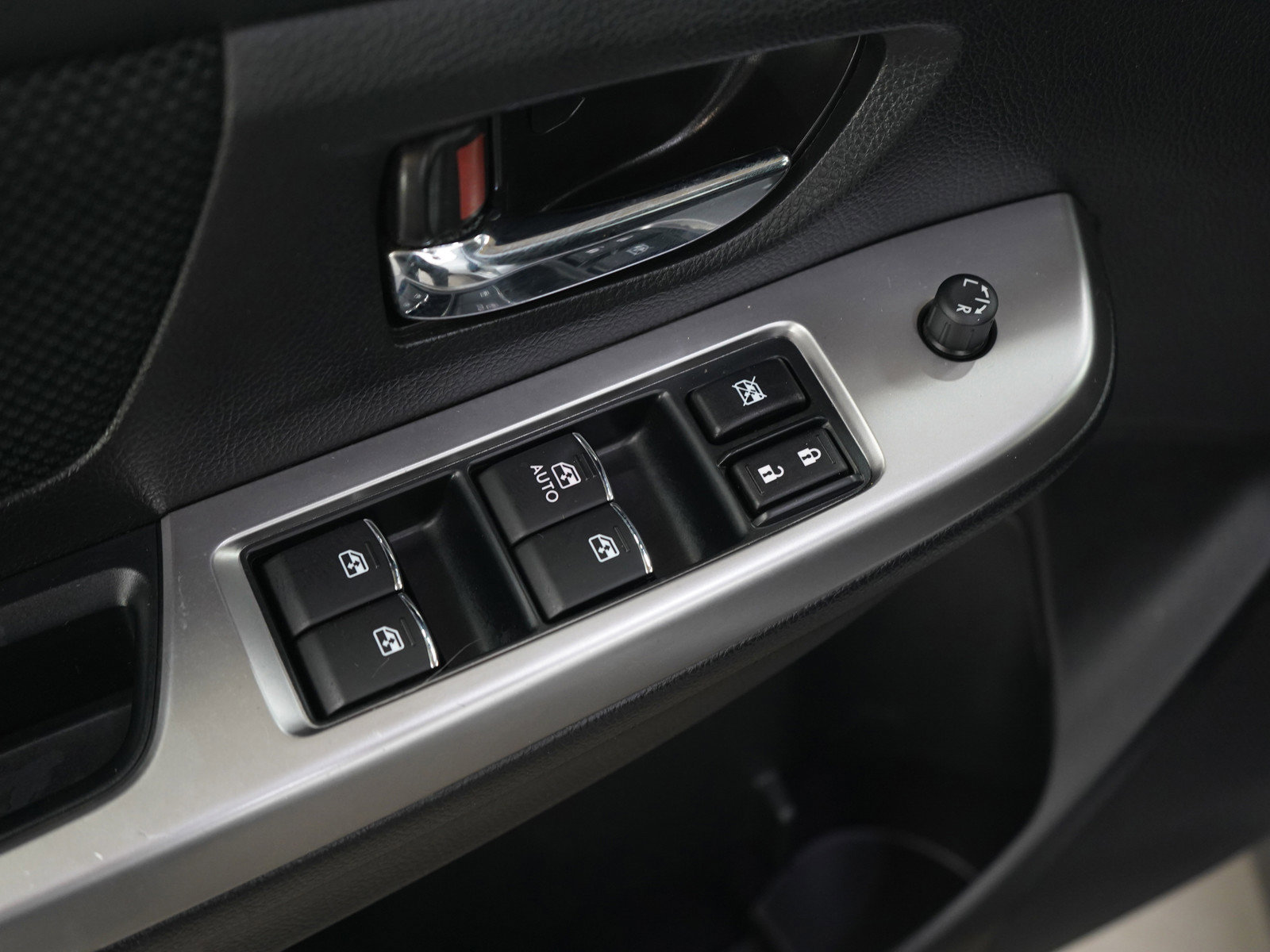 Used 2016 Subaru Crosstrek 2.0i Premium image 19