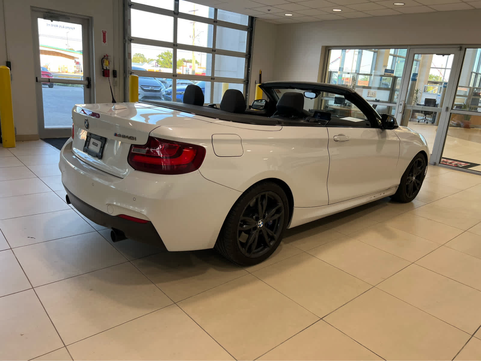 Used 2017 BMW M240i xDrive Convertible AWD/4WD image 7