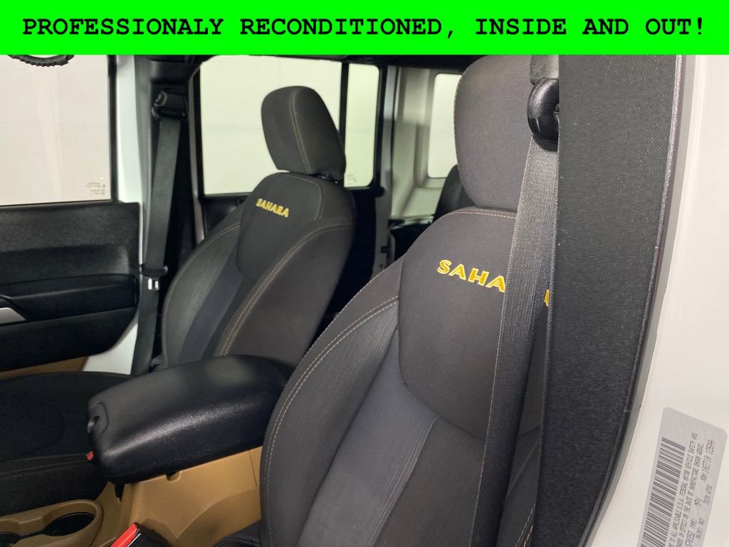 Used 2015 Jeep Wrangler Unlimited Sahara w/ Connectivity Group image 7