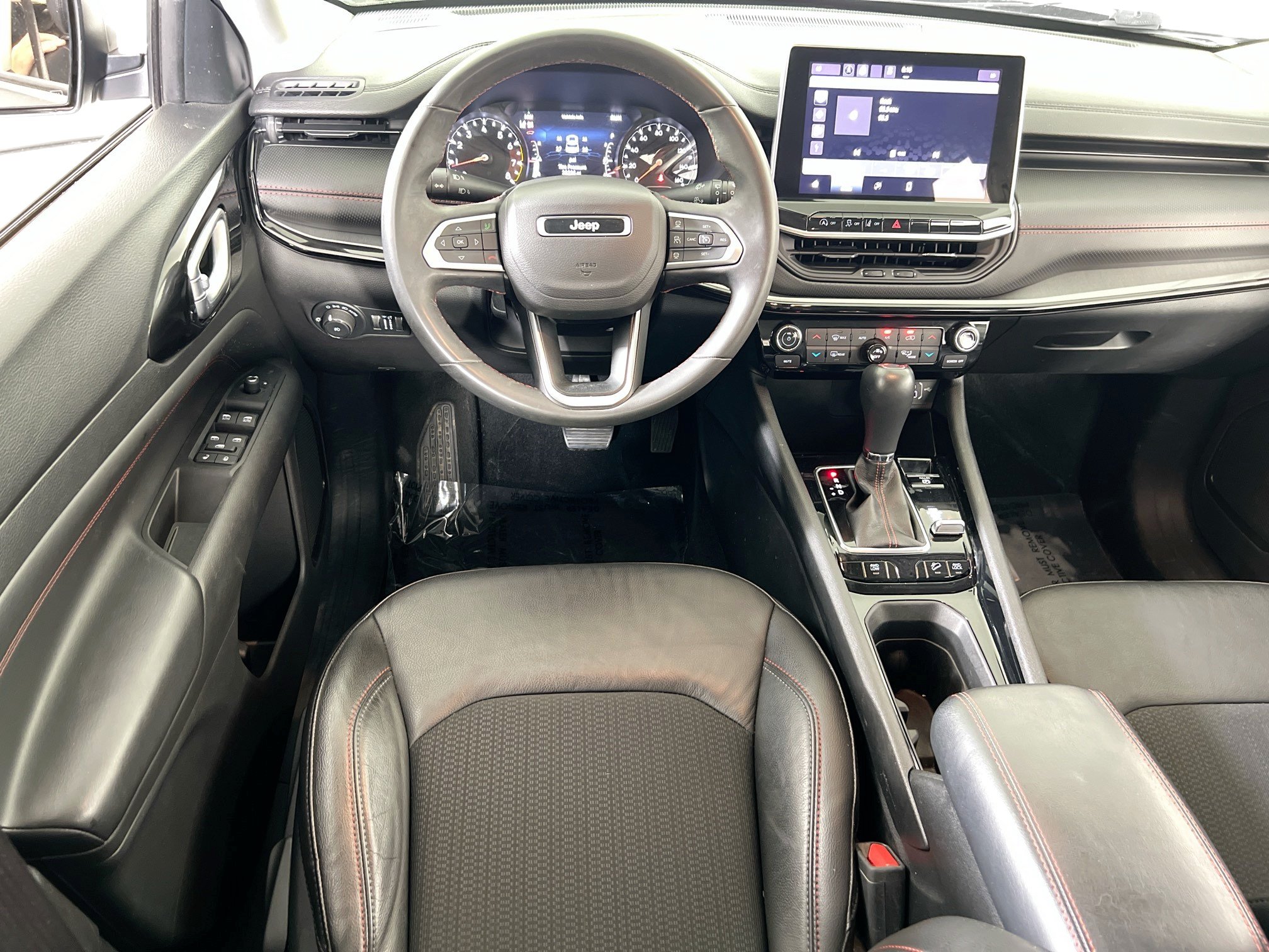 Used 2022 Jeep Compass Trailhawk AWD/4WD image 20