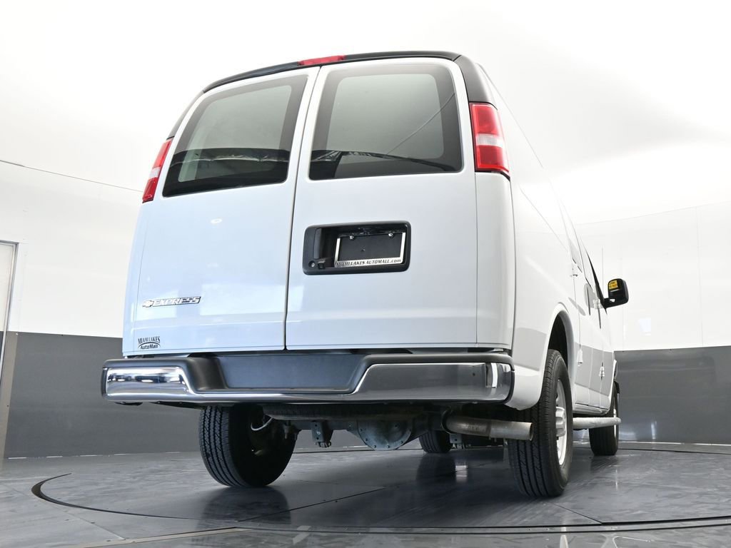 Used 2024 Chevrolet Express 2500 w/ Driver Convenience Package image 51