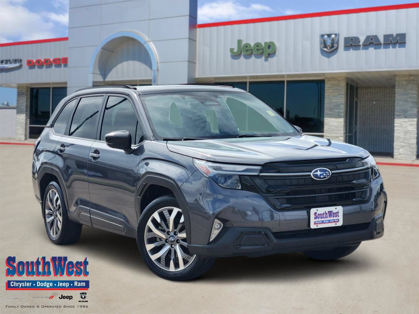 Used 2025 Subaru Forester Touring AWD/4WD image 1