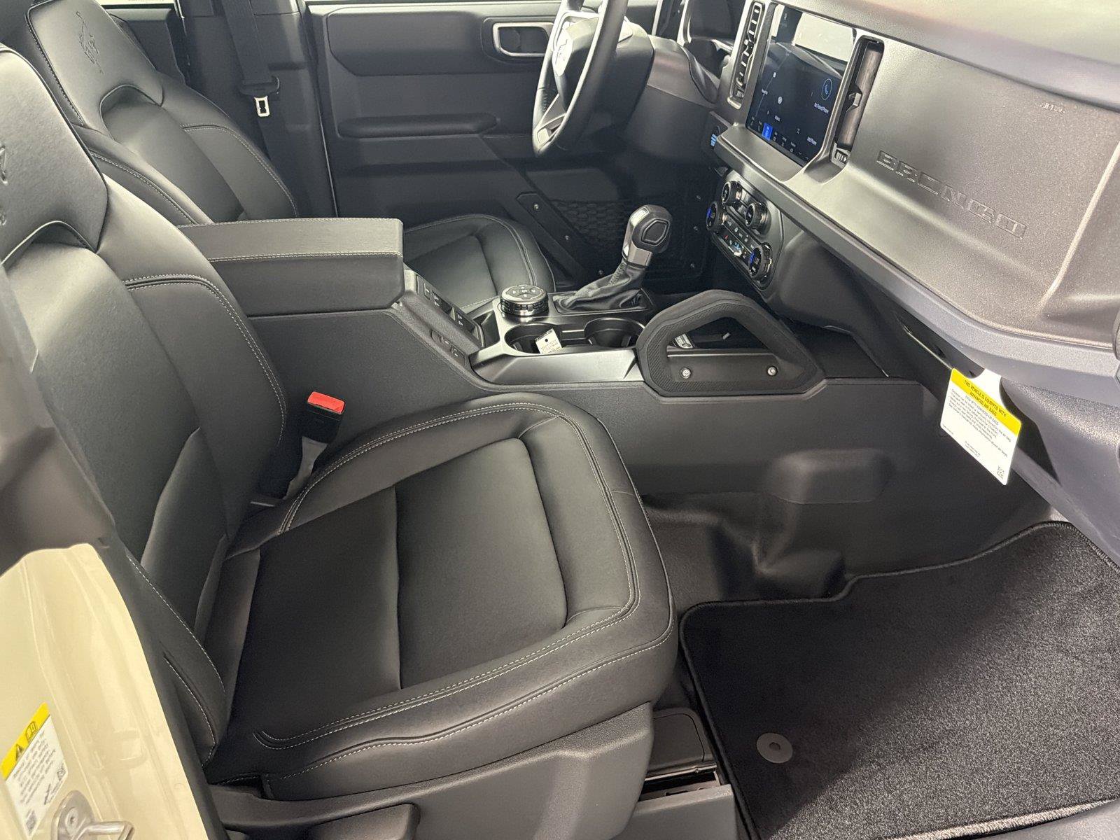 New 2026 Ford Bronco Big Bend w/ Black Diamond Package AWD/4WD image 12