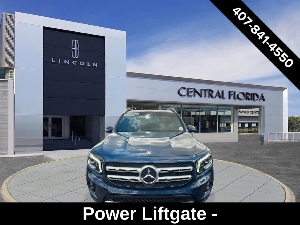 Used 2023 Mercedes-Benz GLB 250 4MATIC w/ Premium Package image 2
