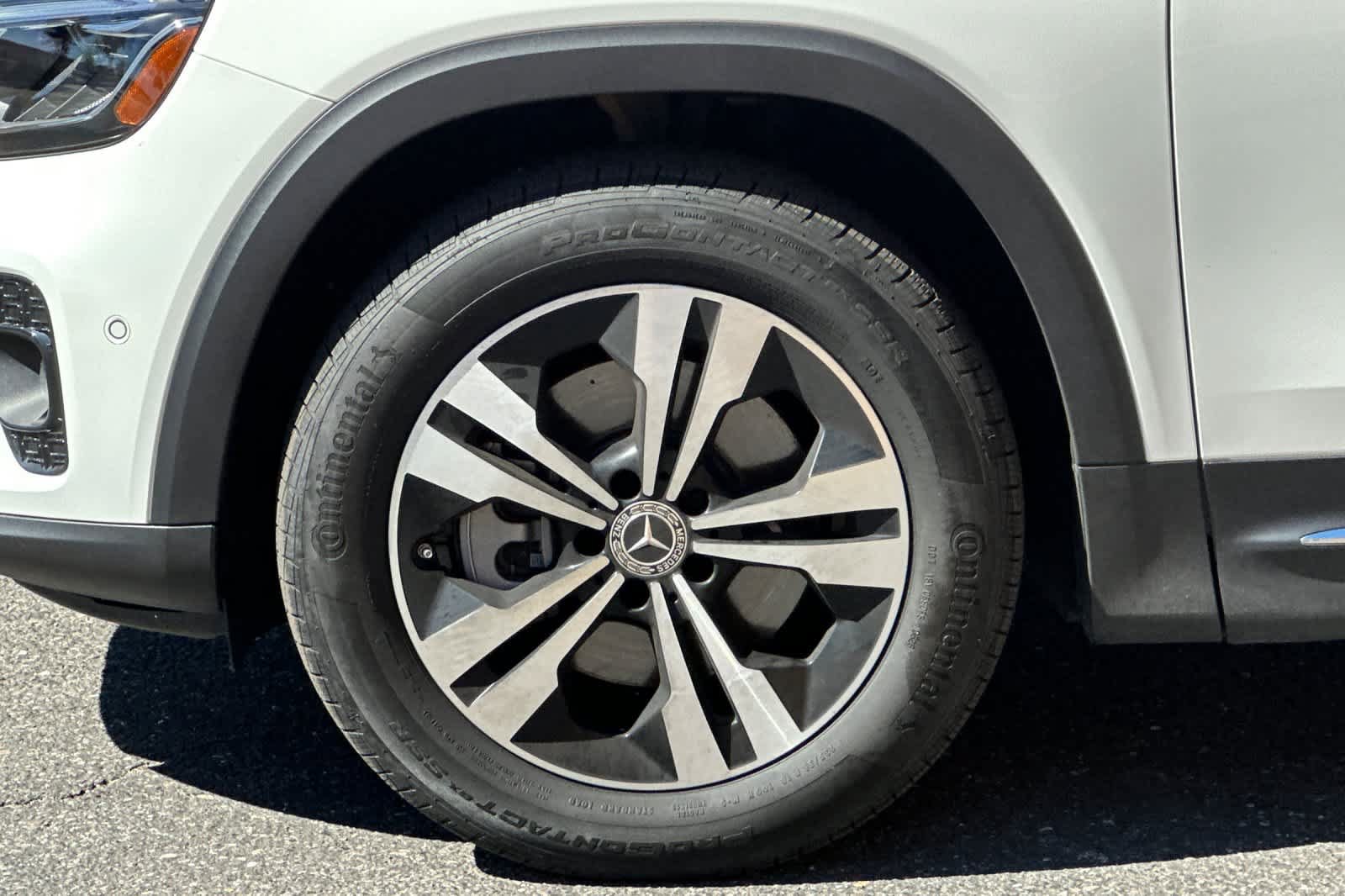 Certified 2025 Mercedes-Benz GLB 250 image 25