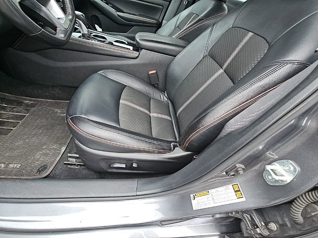 Used 2024 Nissan Altima 2.5 SR image 12
