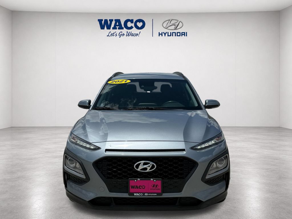 Used 2021 Hyundai Kona SEL w/ Cargo Package FWD image 2