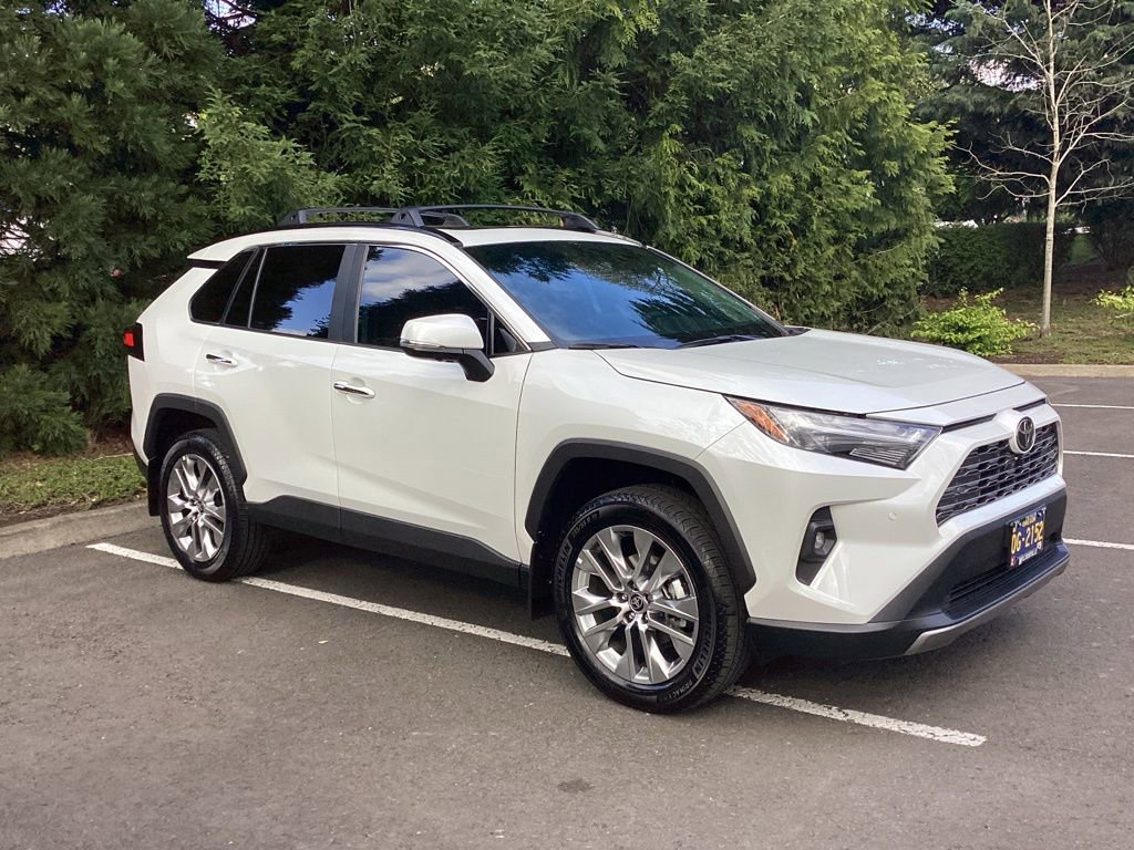 Used 2025 Toyota RAV4 Limited w/ Advanced Technology Package image 9