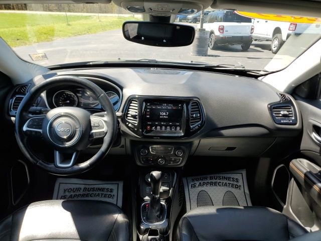 Used 2019 Jeep Compass Limited w/ Safety & Security Group AWD/4WD image 17