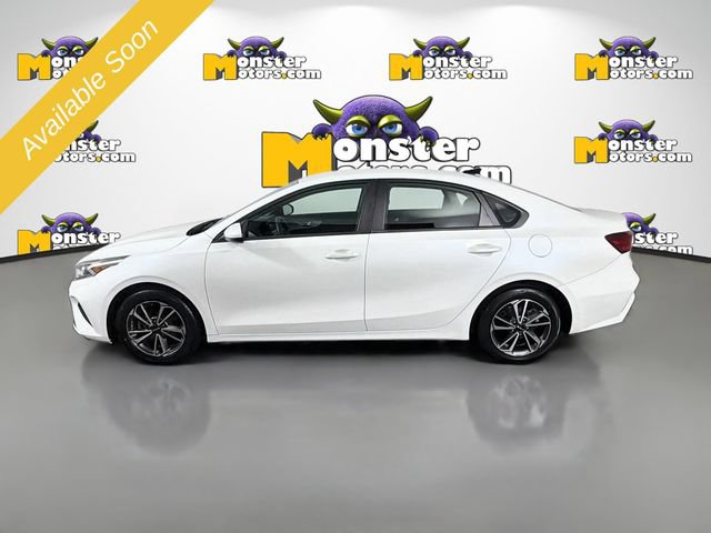 Used 2022 Kia Forte LXS FWD image 8