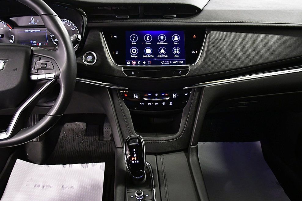 Used 2024 Cadillac XT6 Luxury w/ LPO, Floor Liner Package image 25