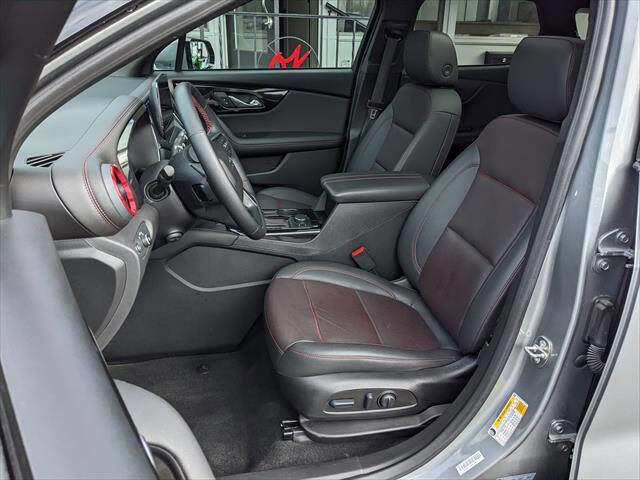 Used 2023 Chevrolet Blazer RS w/ Enhanced Convenience Package image 8