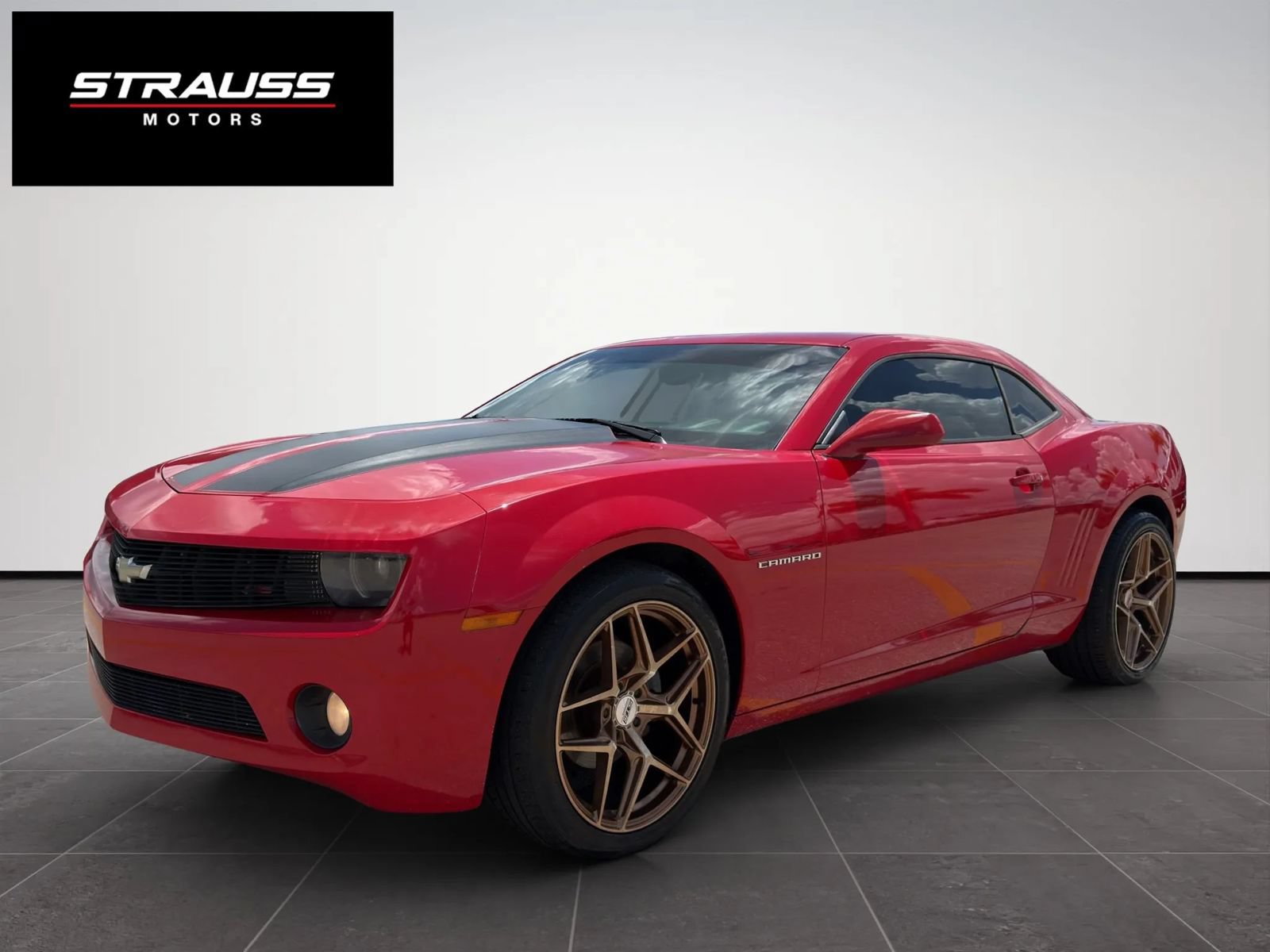 Used 2011 Chevrolet Camaro LT w/ RS Package RWD image 4