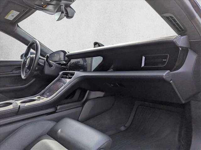 Used 2023 Porsche Taycan GTS image 21