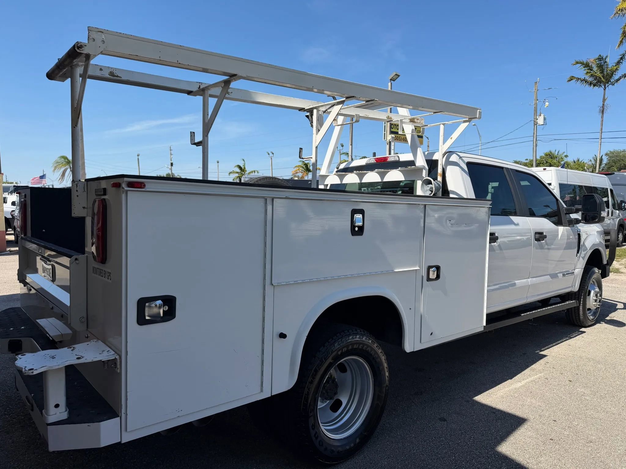 Used 2018 Ford F350 XL w/ Power Equipment Group AWD/4WD image 5