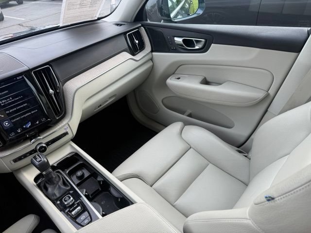 Used 2019 Volvo XC60 T5 Inscription w/ Protection Package Premier AWD/4WD image 10