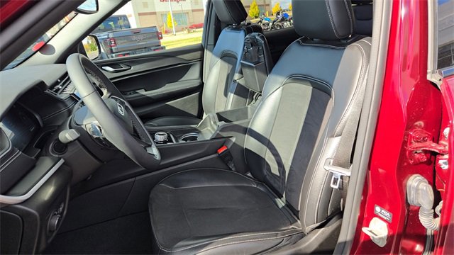 Certified 2023 Jeep Grand Cherokee Altitude image 20