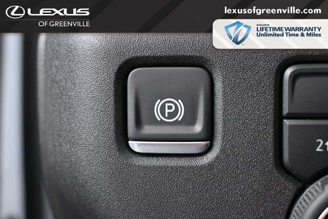 Used 2025 Chevrolet Silverado 2500 LT AWD/4WD image 15