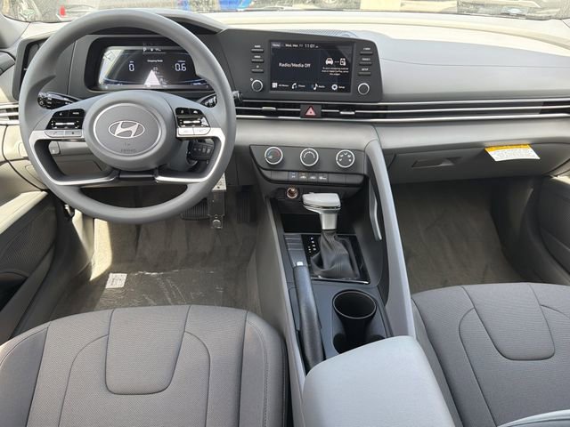New 2026 Hyundai Elantra SE image 20