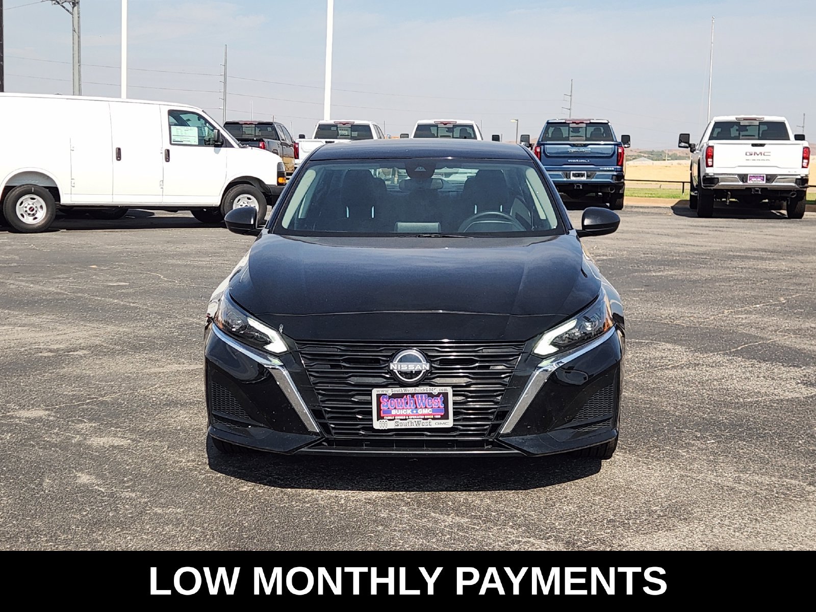 Used 2025 Nissan Altima 2.5 SV FWD image 6