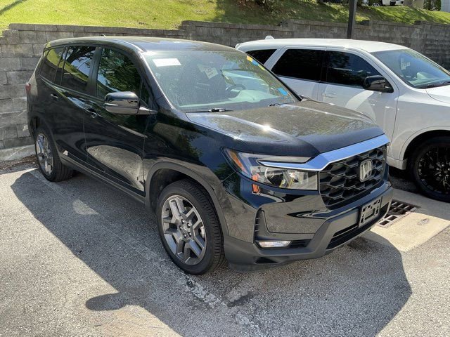 Used 2023 Honda Passport EX-L image 4