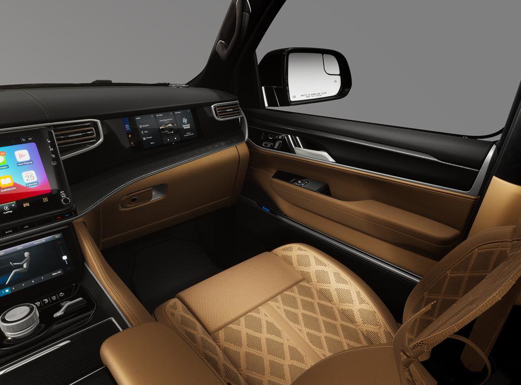 New 2026 Jeep Grand Wagoneer Summit AWD/4WD image 7