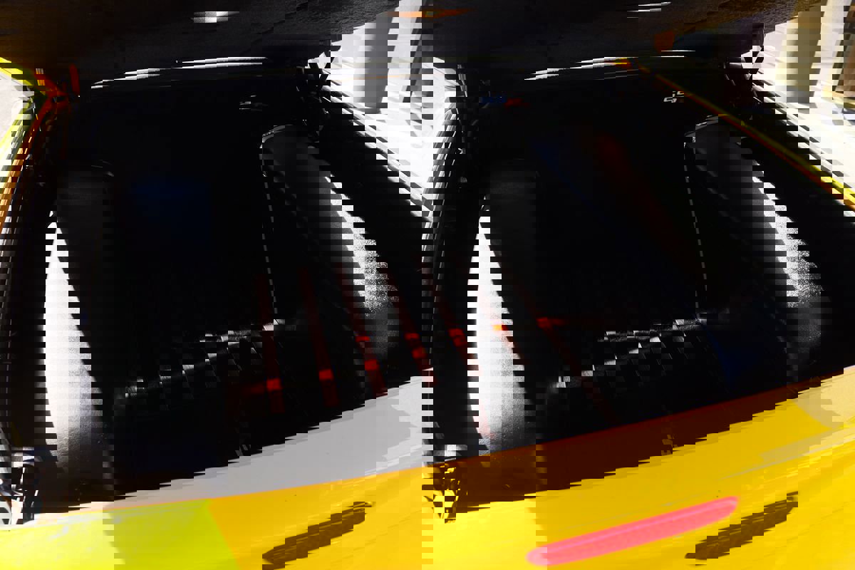 Used 2005 Chevrolet SSR w/ Preferred Equipment Group image 23