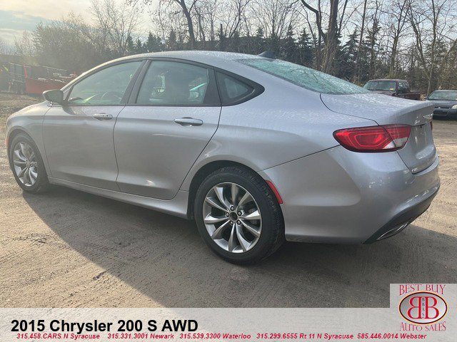 Used 2015 Chrysler 200 S w/ Navigation & Sound Group I image 5
