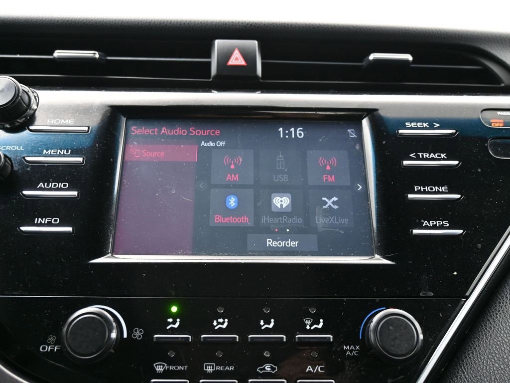 Used 2018 Toyota Camry LE image 26