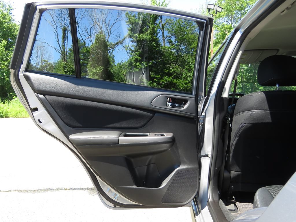 Used 2015 Subaru Crosstrek 2.0i Premium AWD/4WD image 18