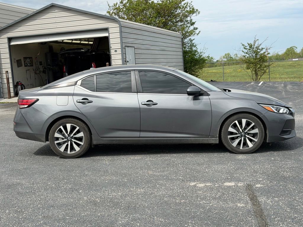 Used 2023 Nissan Sentra SV w/ SV Premium Package image 4