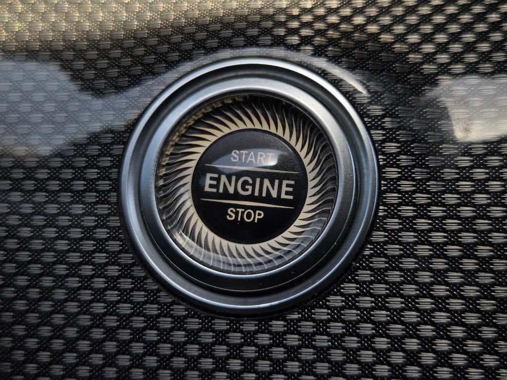 Used 2019 Mercedes-Benz E 53 AMG 4MATIC Sedan image 30