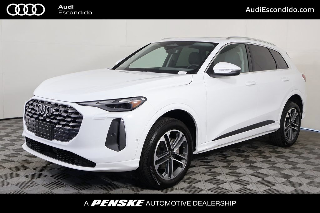 Used 2025 Audi Q5 Premium w/ Convenience Package