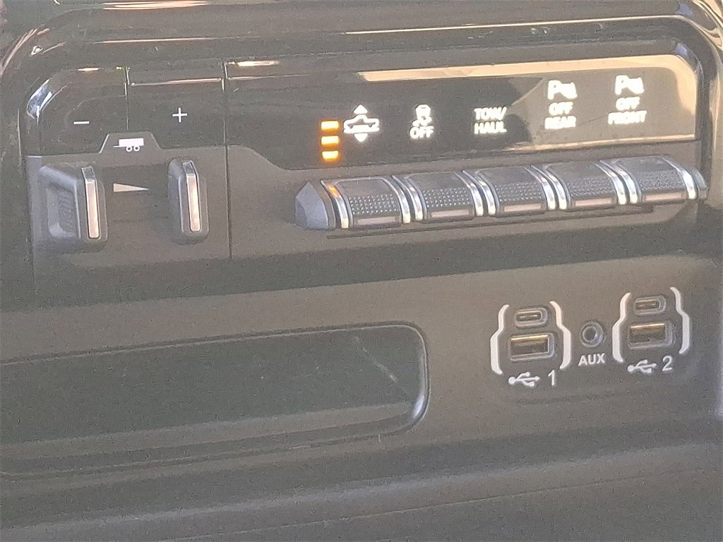 Used 2020 RAM 1500 Limited image 15