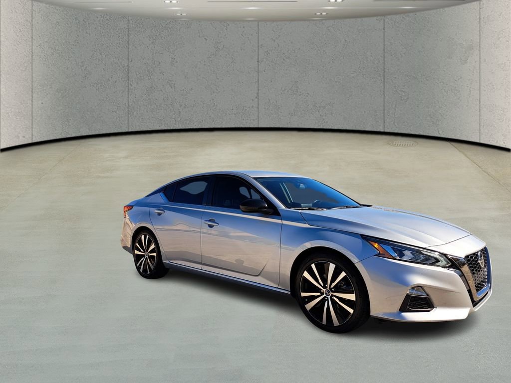Used 2022 Nissan Altima 2.5 SR image 3