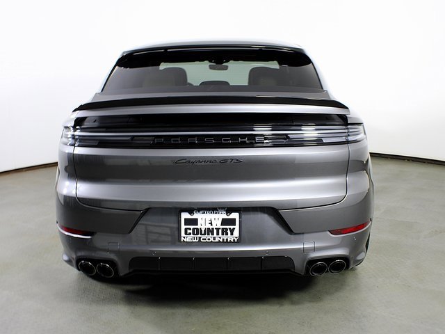 New 2026 Porsche Cayenne GTS image 6