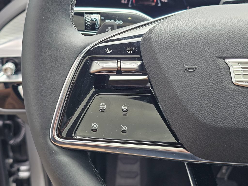 New 2026 Cadillac Lyriq Sport AWD/4WD image 26