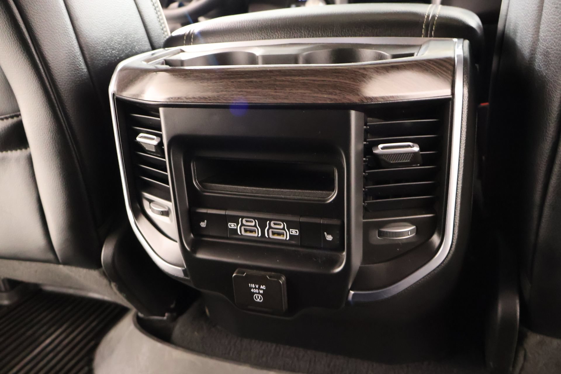 Used 2025 RAM 1500 Laramie w/ Laramie Southwest Edition AWD/4WD image 16